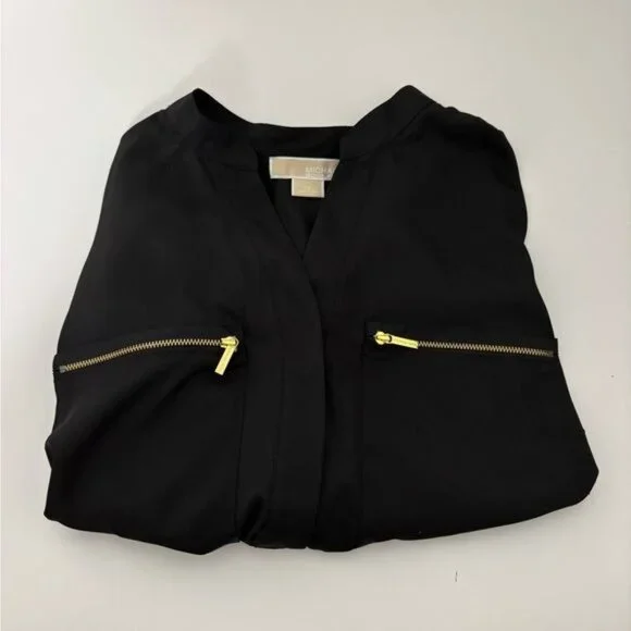 Michael Kors Blouse 2X Zip Pockets V Neck Quiet Luxury Dark Academia Soft Girl - Picture 11 of 12